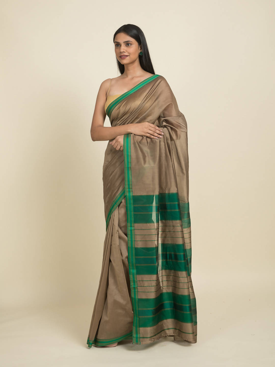 Suta Brown Green Zari Silk Cotton Maheshwari Saree | Swadesiicart