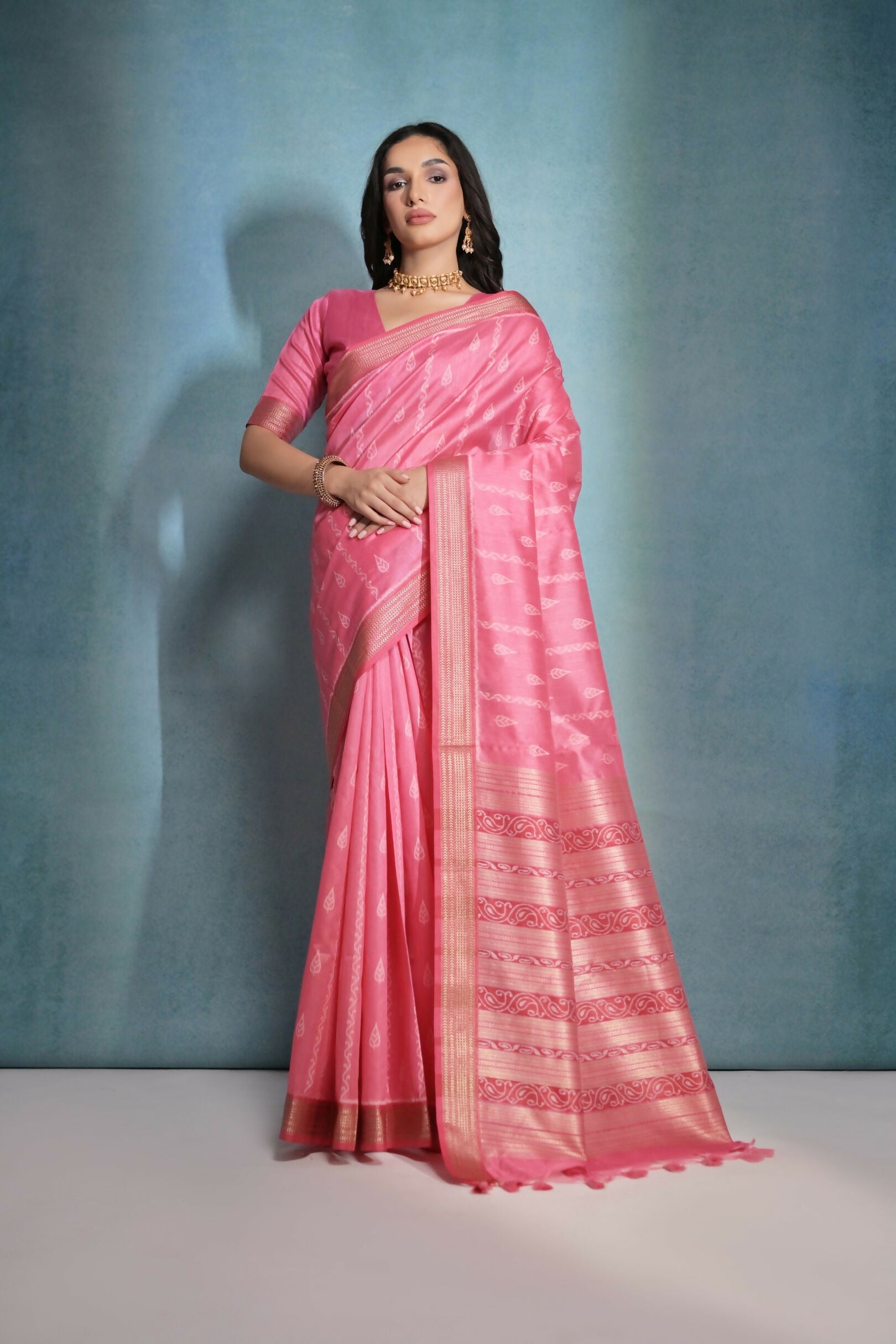 Vishnu Weaves Women's Gajri Raw Silk Zari Woven Saree with Blouse - Swadesiicart