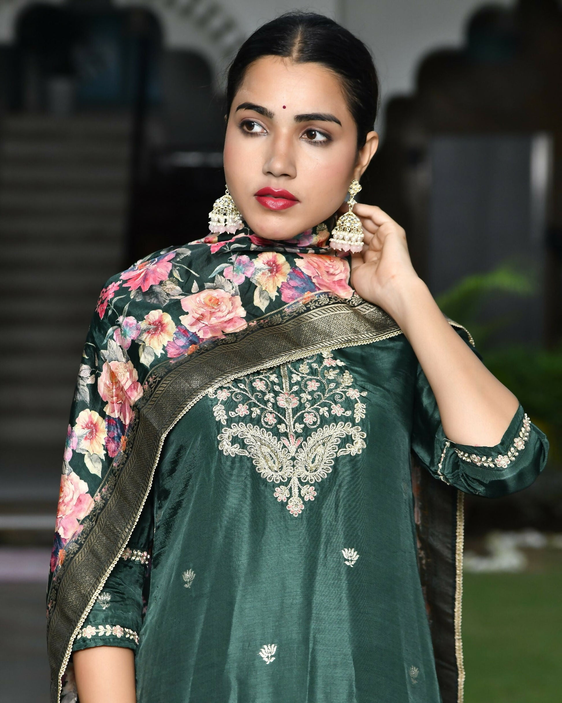 Vaasva Women's Silk Emboidered Solid Pant Set & Digital Printed Dupatta | Swadesiicart