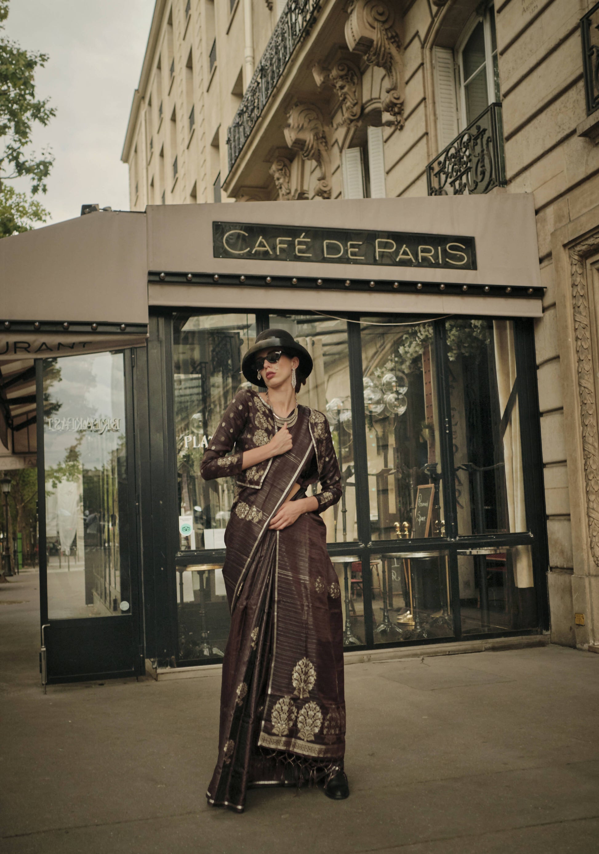 Walnut Brown Weavead Thread & Zari Work, Handloom Weaving Banarasi Satin Silk Saree - Rajtex Kronicle Silk - Swadesiicart