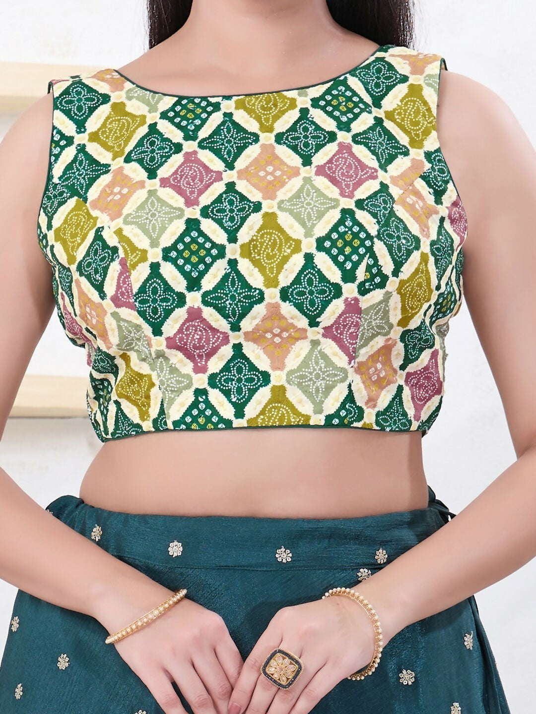Joban Fashion Green Bandhani Sleeveless Back Open Blouse - Swadesiicart