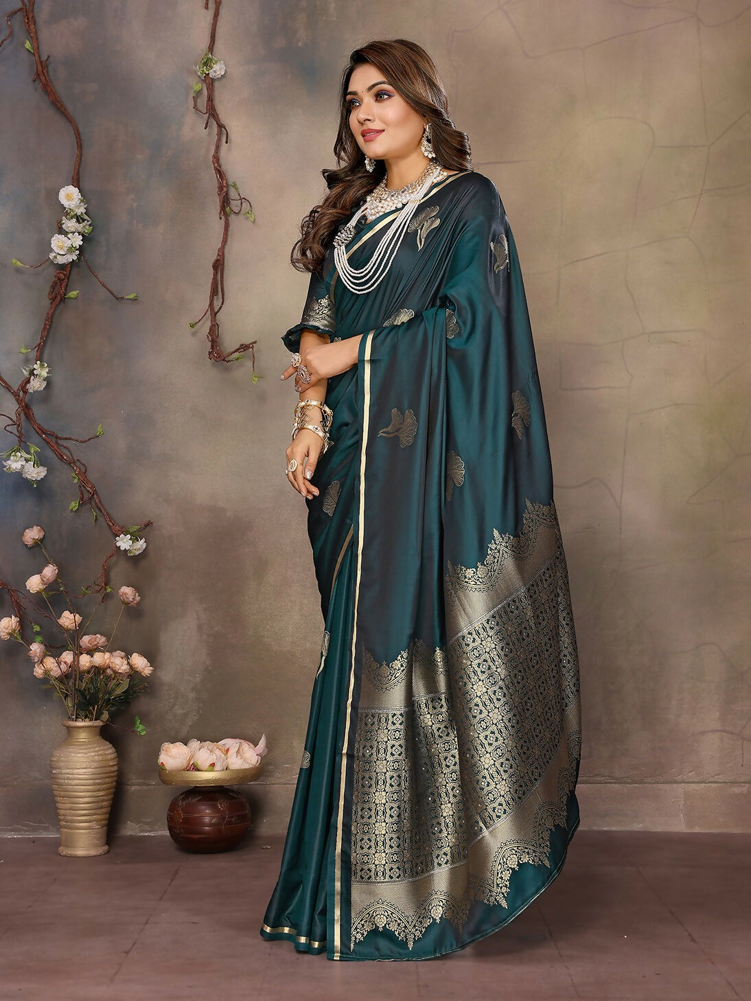 Joban Fashion Teal Floral Motifs Banarasi Silk Sarees | Swadesiicart