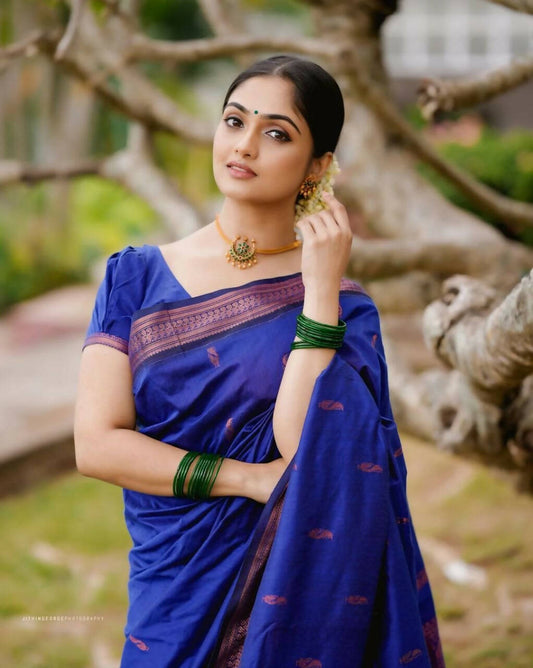 DEIANA'S Beautiful Designer Golden zari Soft Lichi Silk Saree - Blue - Swadesiicart