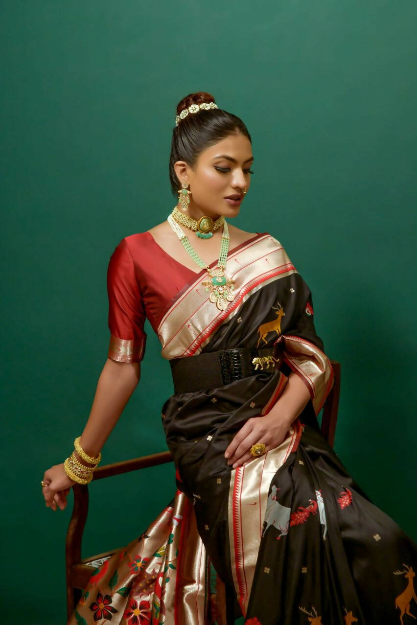 Vishnu Weaves Women's Black Paithani Silk Zari Woven Saree with Unstitched Blouse - Swadesiicart