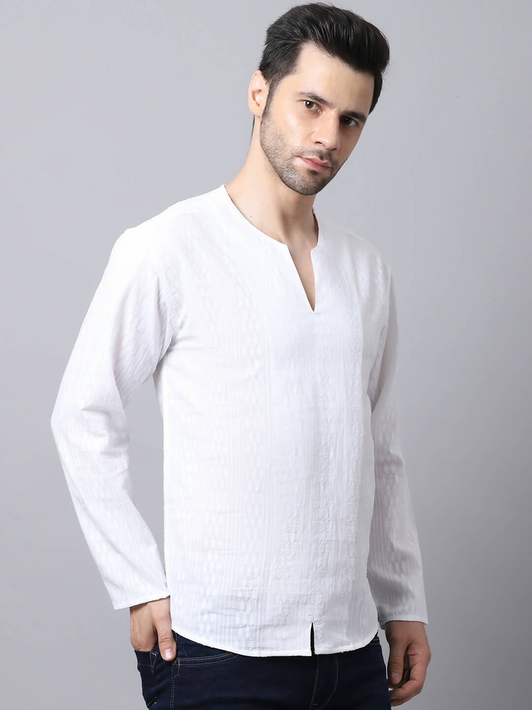 Even Apparels White Pure Cotton Embroided Men's Kurta | Swadesiicart