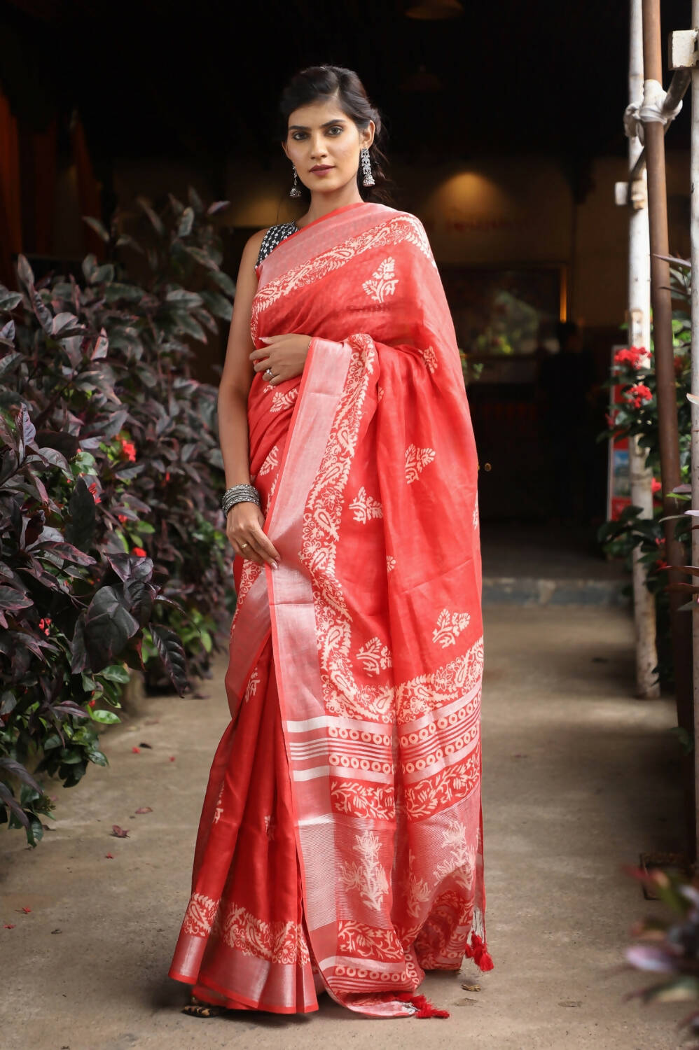 Very Much Indian Organic Linen With Handblock Printing Saree - Red | Swadesiicart