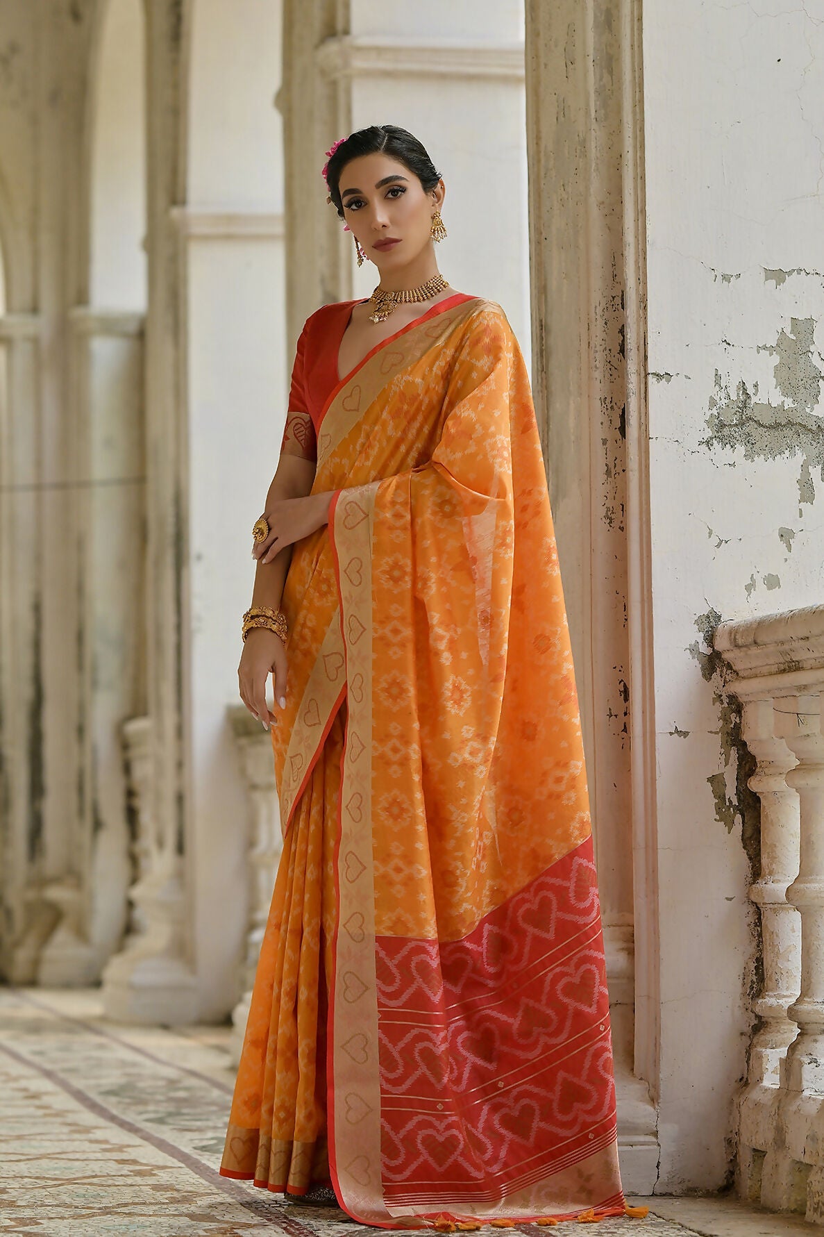 Vishnu Weaves Women's Mustard Raw Silk Thread Ikkat Woven Saree with Blouse - Swadesiicart