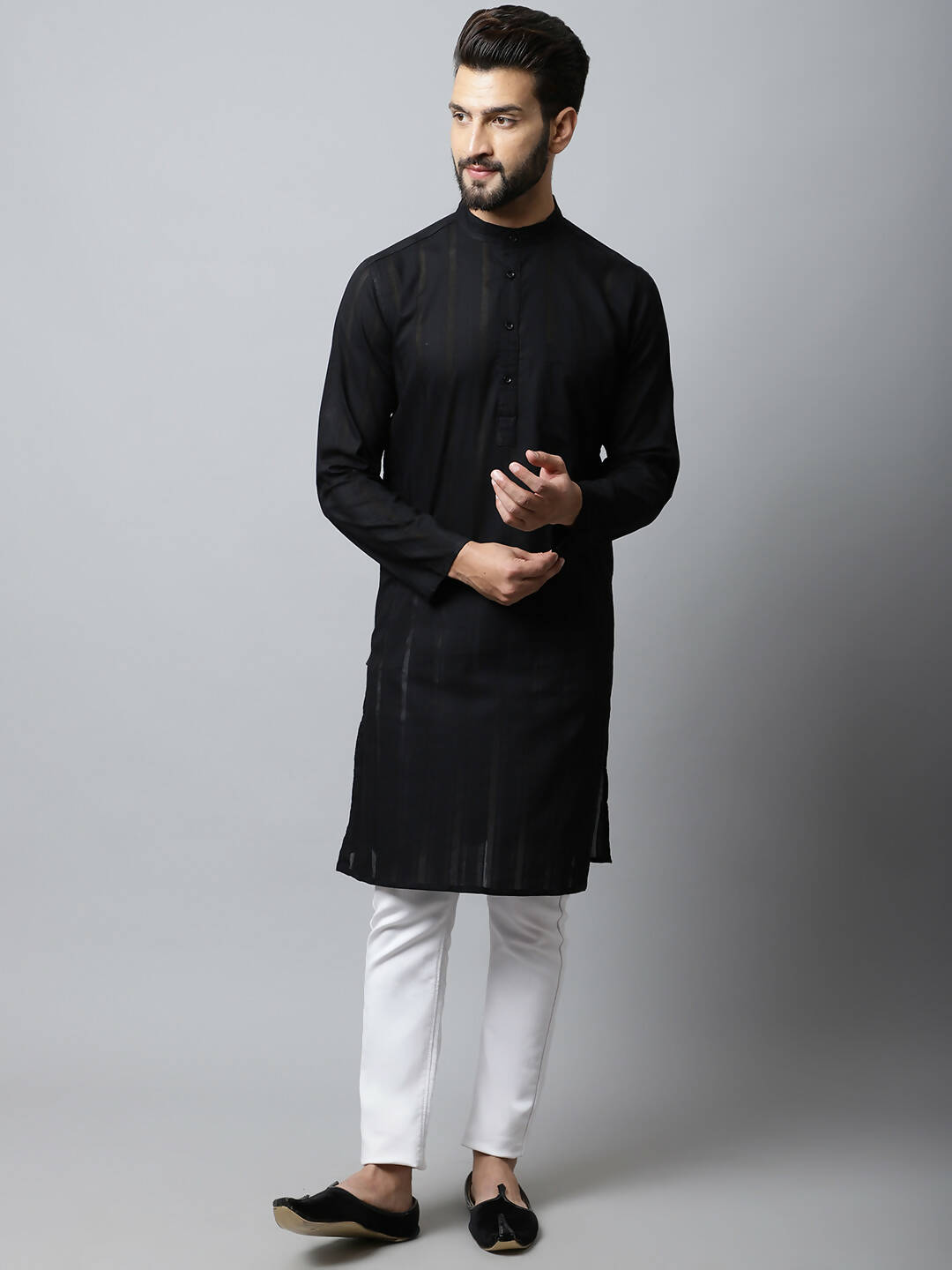 Even Apparels Black Color Pure Cotton Men's Kurta With Band Collar (STR1188) | Swadesiicart