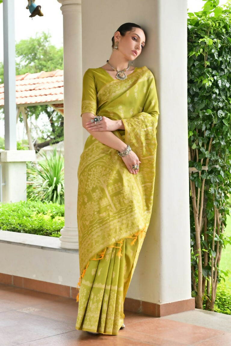 Vishnu Weaves Women's Mahendi Handloom Raw Silk Thread Weaving Saree with Blouse - Swadesiicart