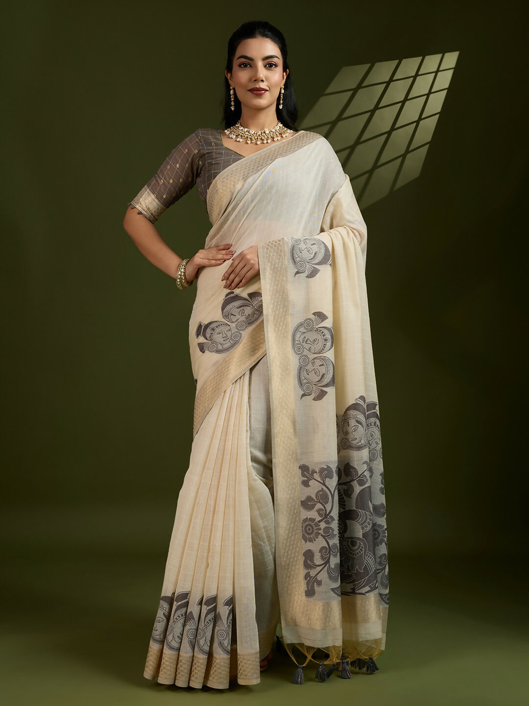 Vishnu Weaves Women's Black Muga Cotton Thread Woven Saree with Blouse - Swadesiicart