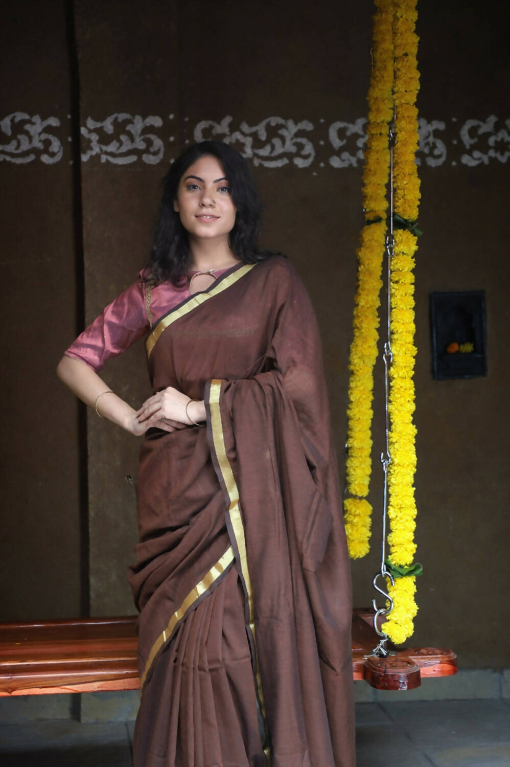 Very Much Indian Pure Cotton Handloom Saree With Intricate Borders - Brown | Swadesiicart