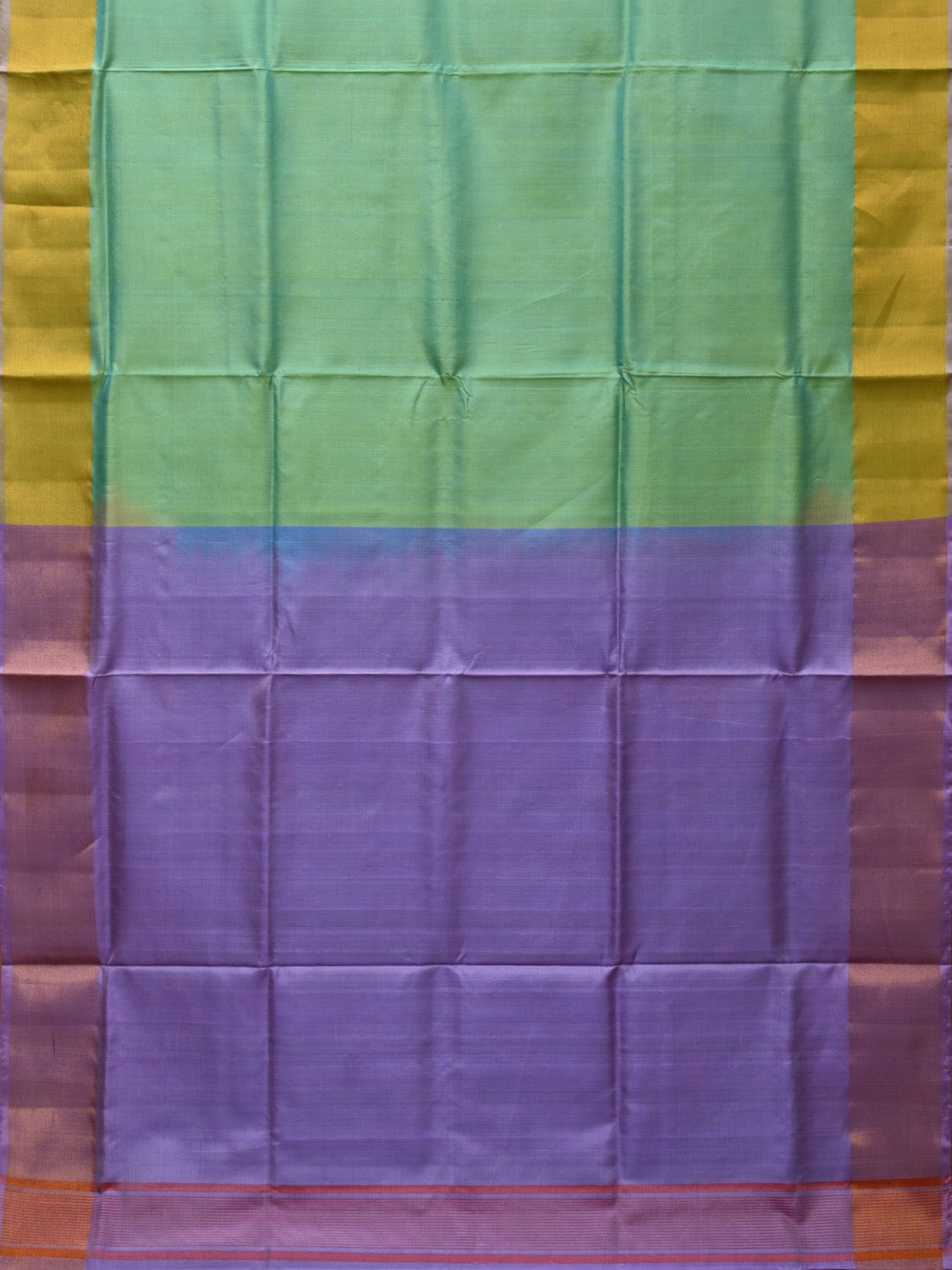 Light Green and Lavender Uppada Silk Handloom Plain Saree with Contrast Pallu Design - Global Threads | Swadesiicart