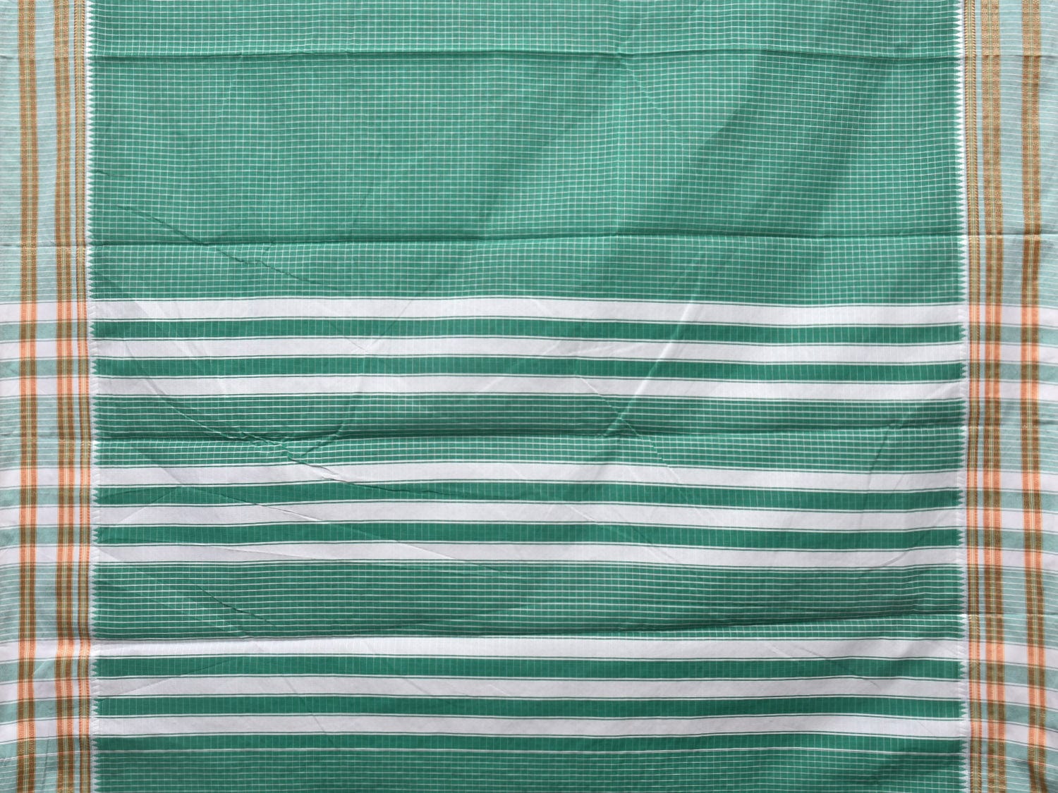 Light Green Bamboo Cotton Saree with Checks Design No Blouse - Global Threads | Swadesiicart
