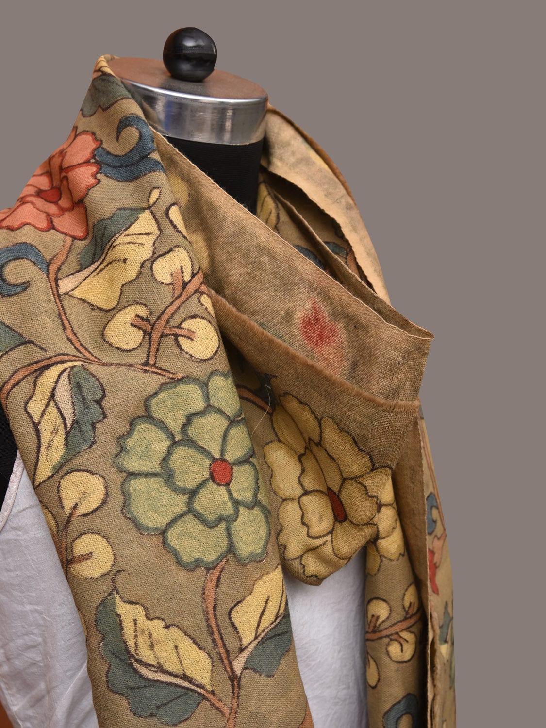 Light Green Kalamkari Hand Painted Woolen Handloom Stole with Floral Design - Global Threads | Swadesiicart