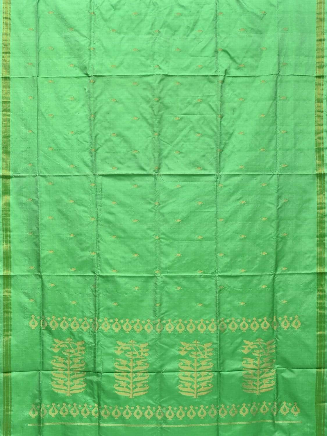 Light Green Uppada Silk Handloom Saree with Karpur Pallu Design - Global Threads | Swadesiicart