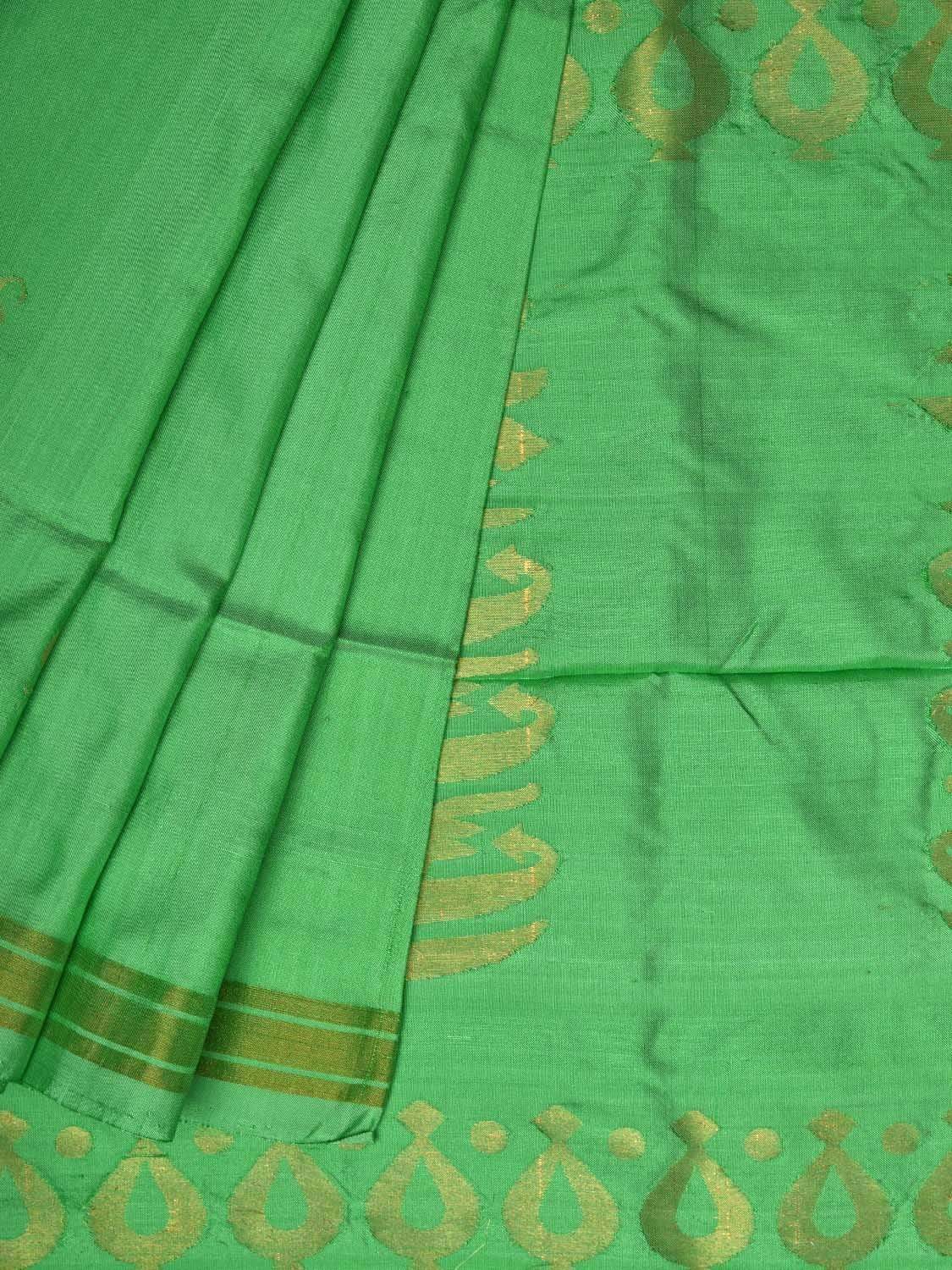 Light Green Uppada Silk Handloom Saree with Karpur Pallu Design - Global Threads | Swadesiicart
