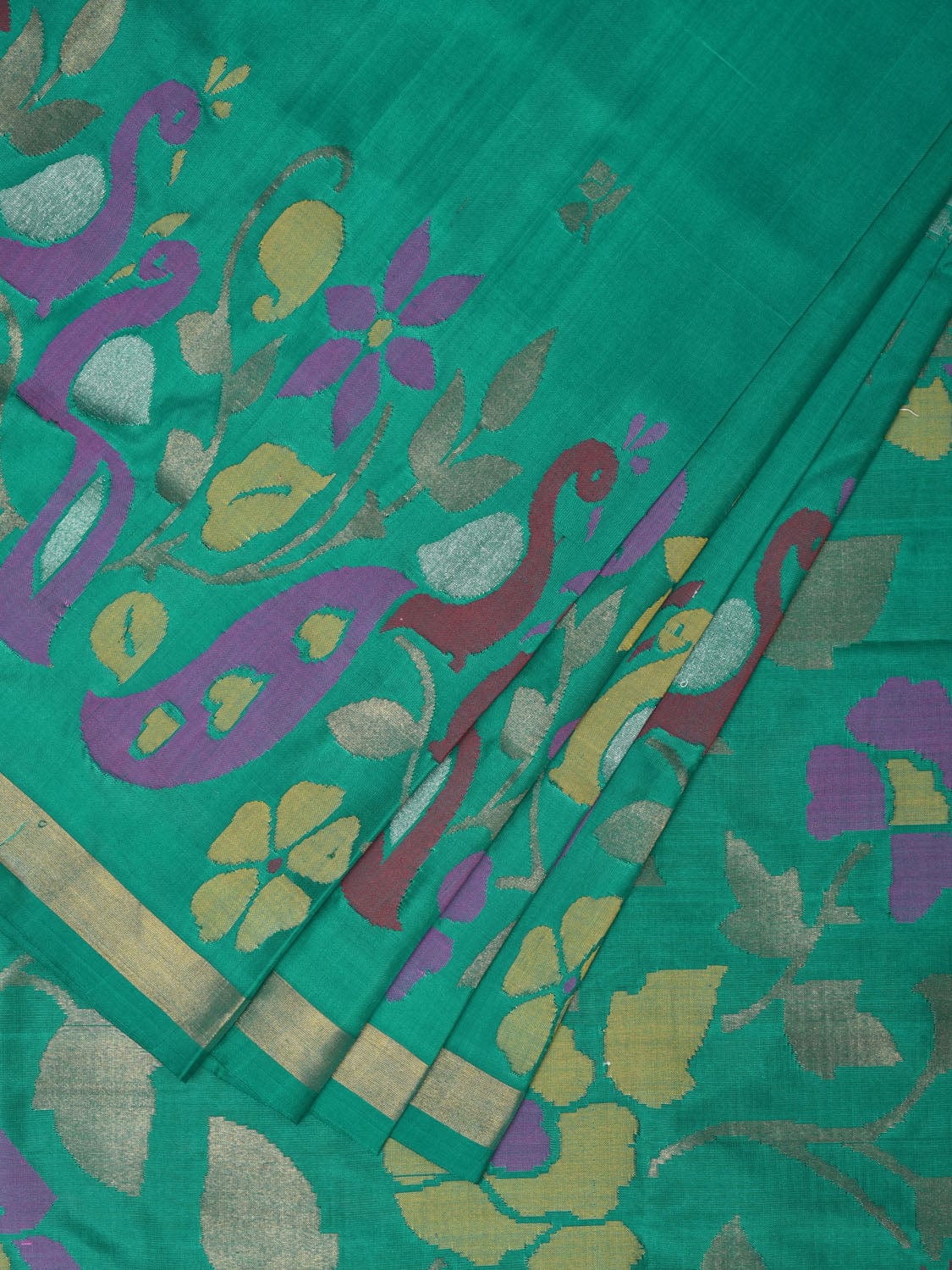 Light Green Uppada Silk Handloom Saree with Peacocks Border and Floral Pallu Design - Global Threads | Swadesiicart