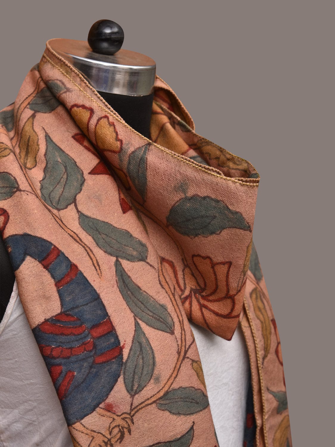 Light Peach Kalamkari Hand Painted Woolen Handloom Stole with Floral and Peacocks Design - Global Threads | Swadesiicart