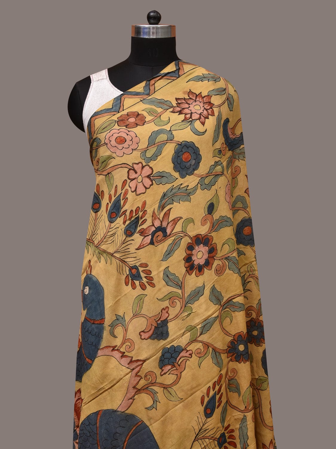 Light Yellow Kalamkari Hand Painted Silk Handloom Dupatta with Floral and Peacocks Design - Global Threads | Swadesiicart
