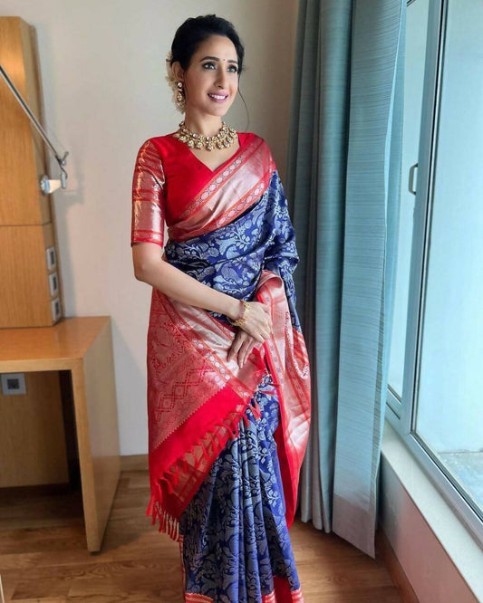 DEIANA'S Beautiful Designer Golden zari Soft Lichi Silk Saree - Blue - Swadesiicart