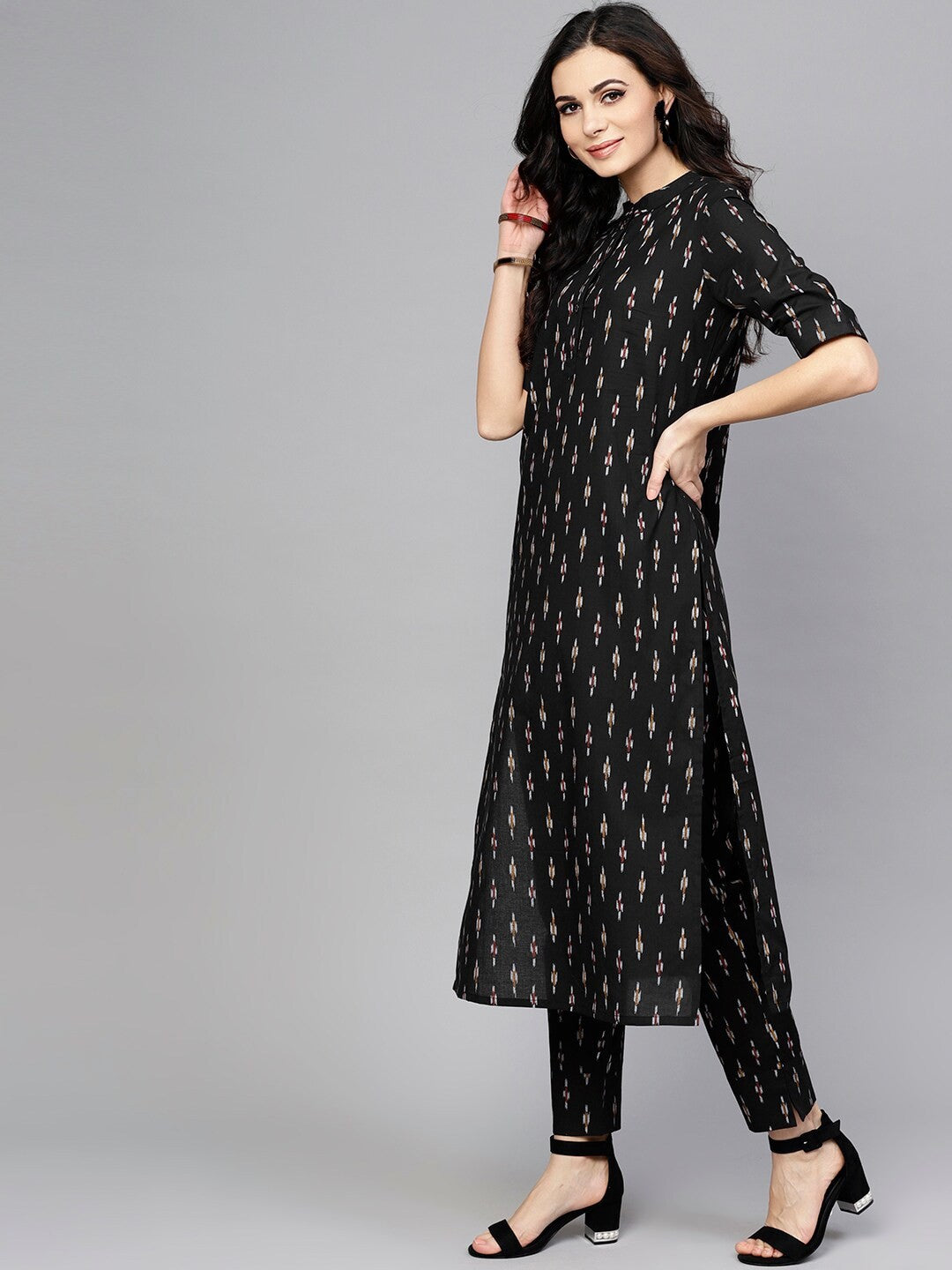 Antaran Black Pure Cotton Printed Kurta Pant Set - Swadesiicart
