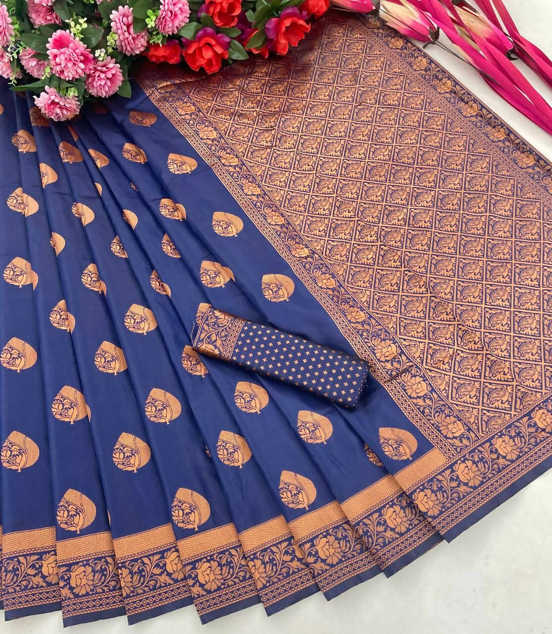 DEIANA'S Beautiful Designer Golden zari Soft Lichi Silk Saree - Blue - Swadesiicart