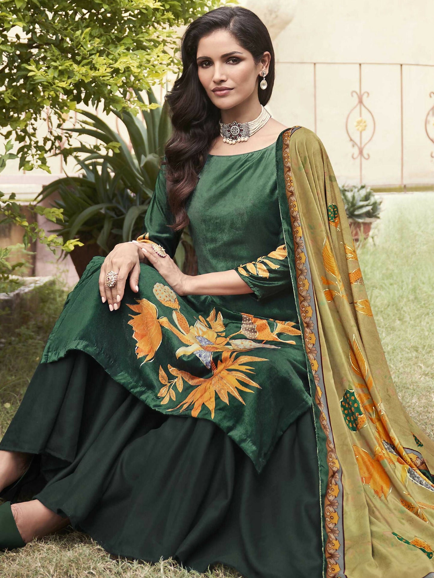 Jyoti Fashion Women's Green Velvet Floral Digital Printed Kurta with Trouser & Dupatta | Swadesiicart