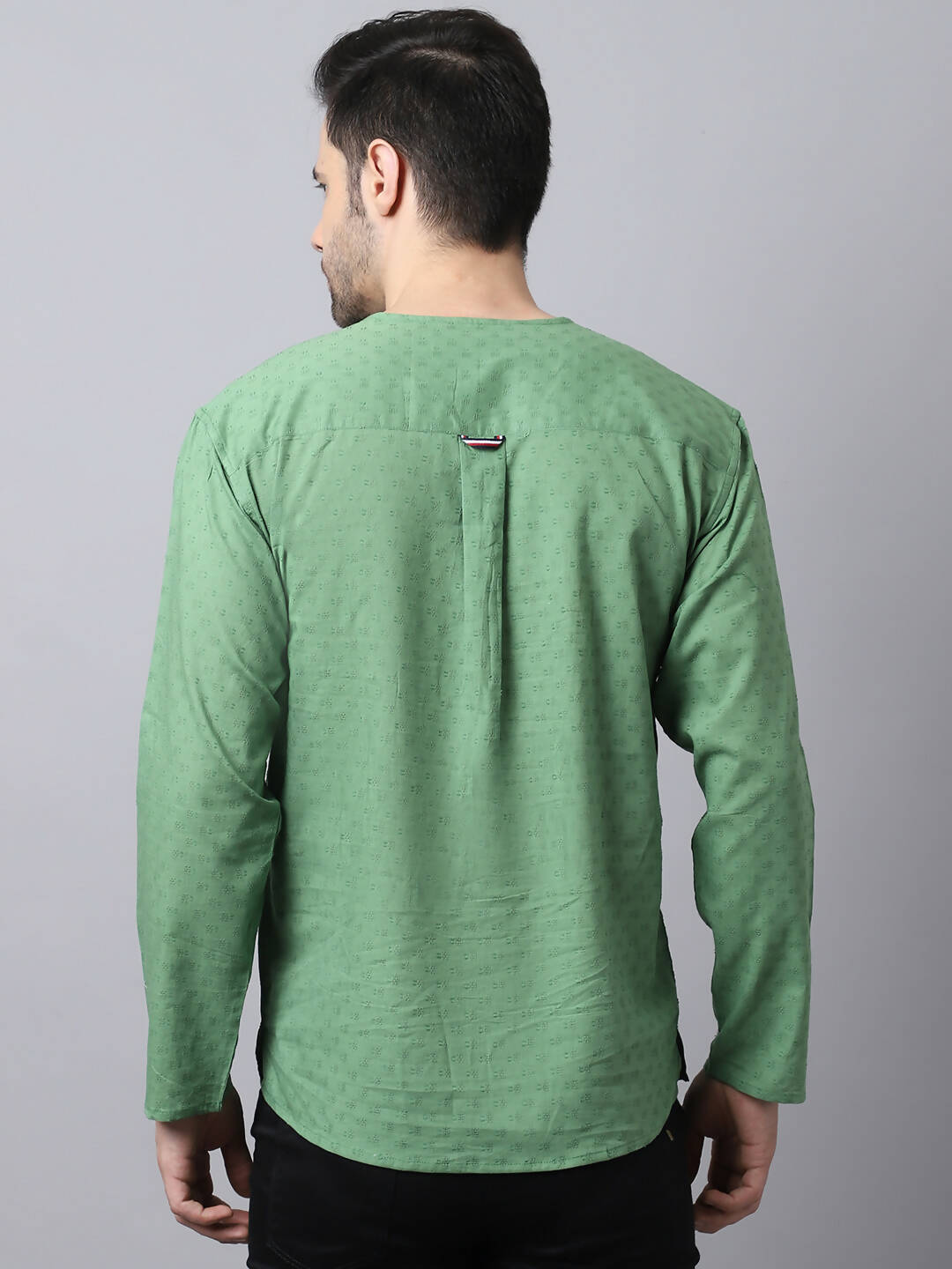 Even Apparels Green Pure Cotton Round Neck Slit Men's Kurta | Swadesiicart
