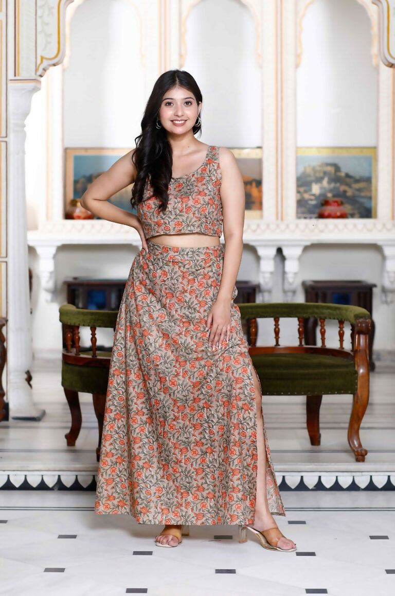 Miravan Women's Brown Floral Printed Crop Top And Skirt Co-Ord Set - Swadesiicart