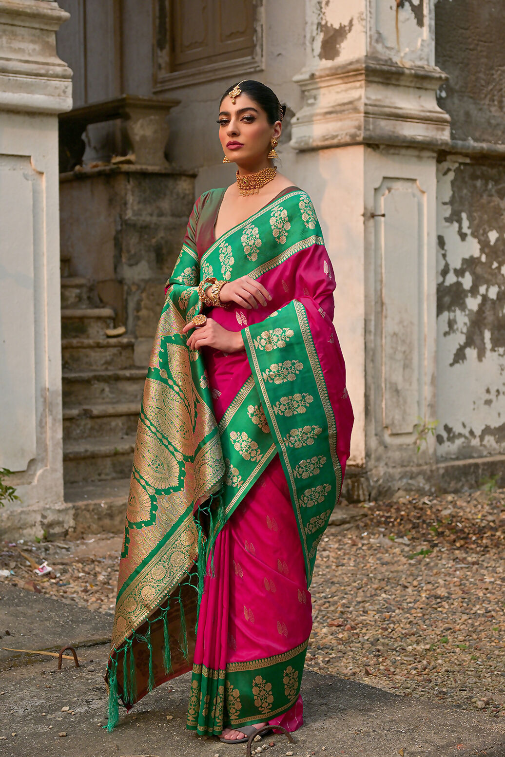 Vishnu Weaves Women's Pink Kanchi Silk Woven Saree with Blouse - Swadesiicart