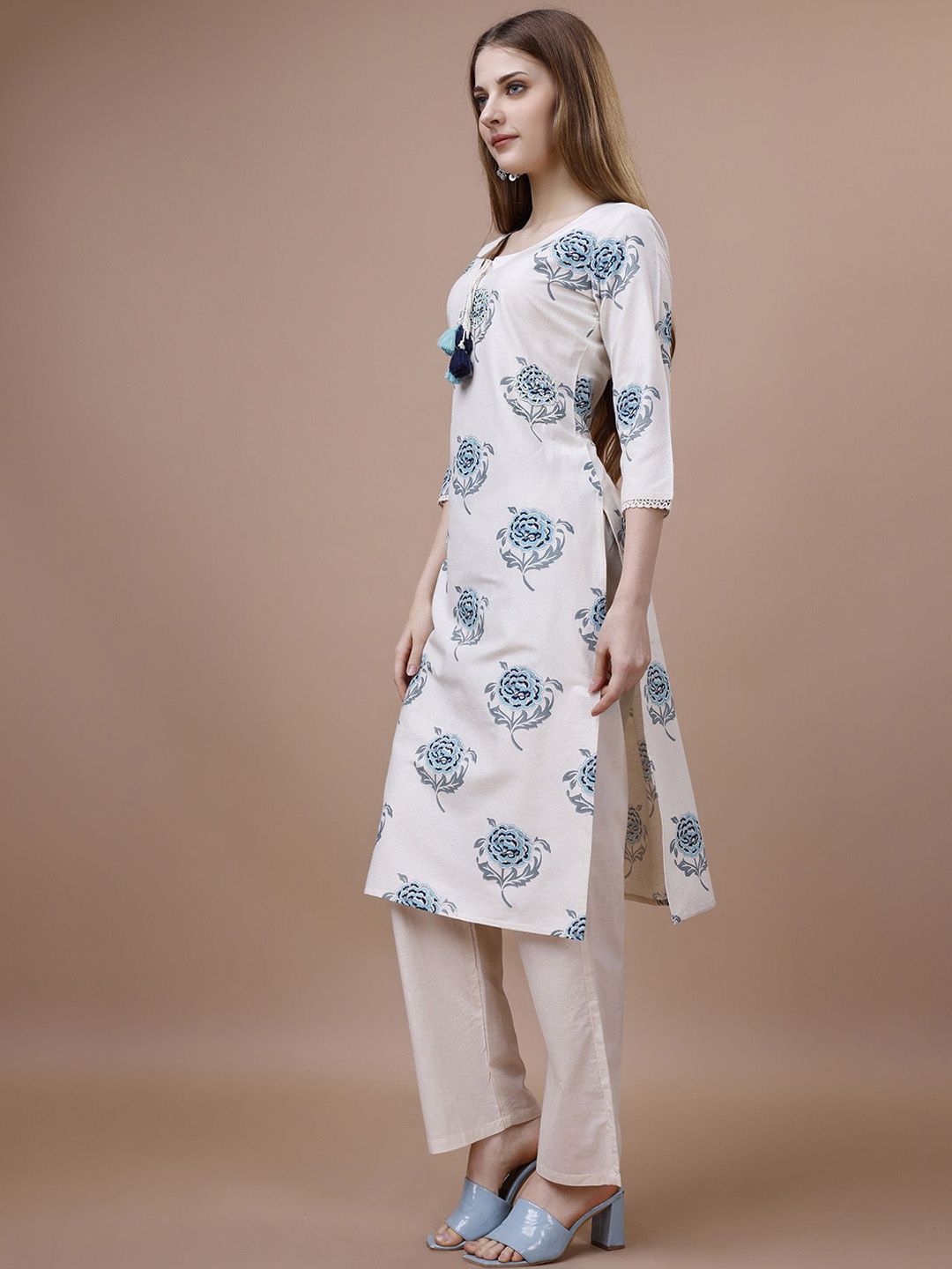 Ode by House of Pataudi Floral Printed Tie-Up Neck Cotton Straight Kurta - Swadesiicart