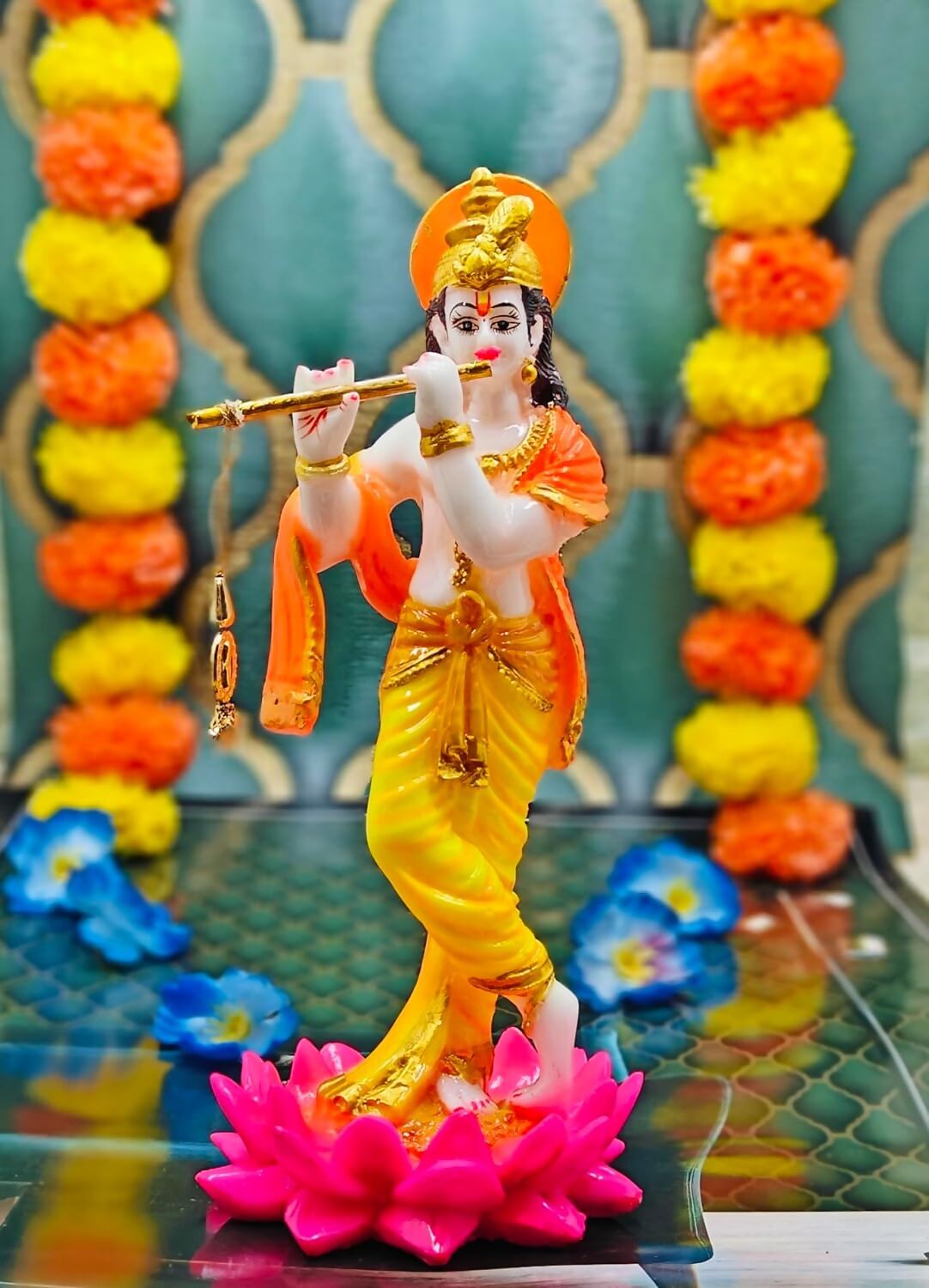 SN Handicrafts Standing Krishna Statue Idol - Swadesiicart