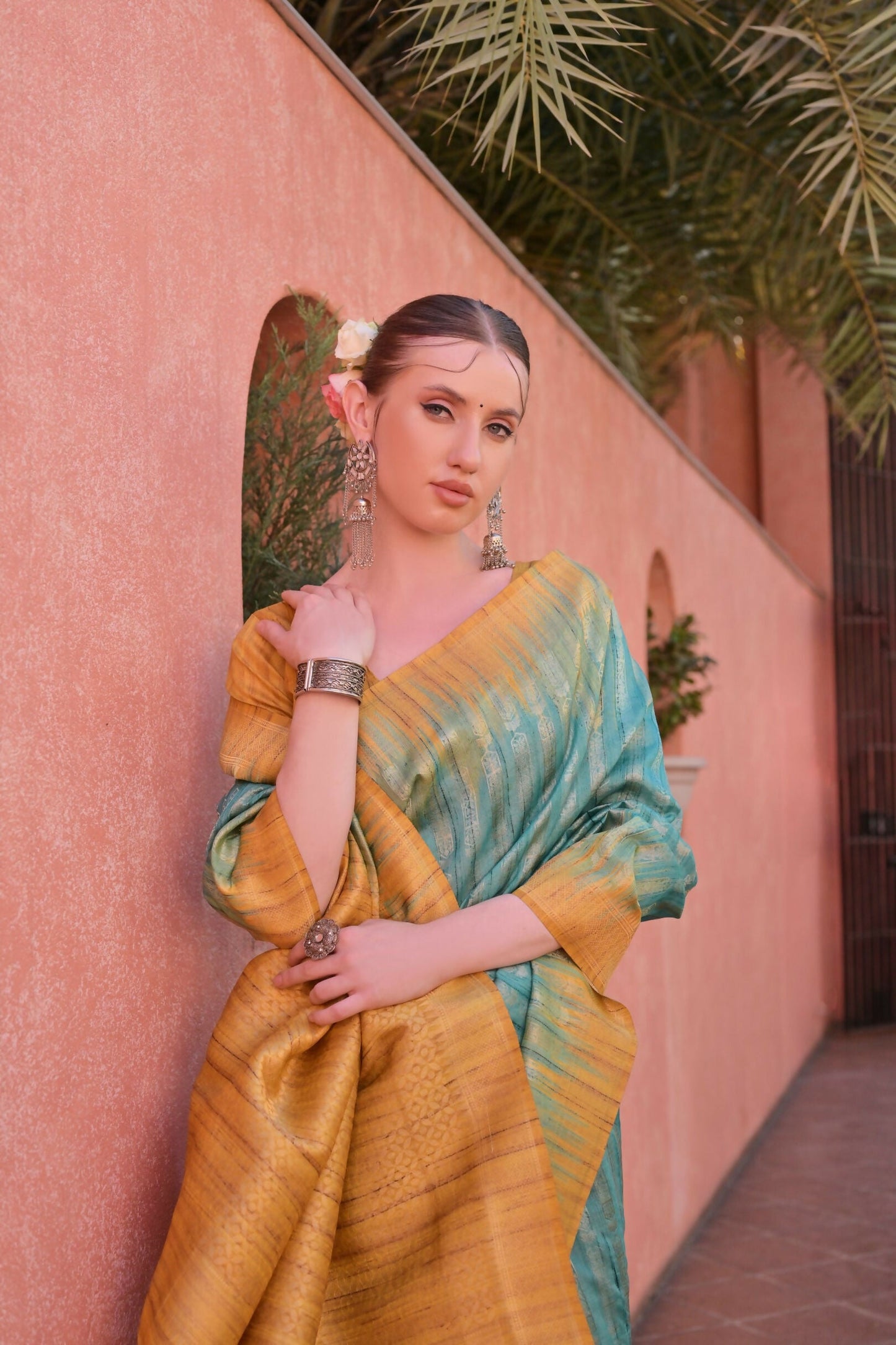 Vishnu Weaves Women's Rama Tussar Silk Woven Saree with Blouse - Swadesiicart