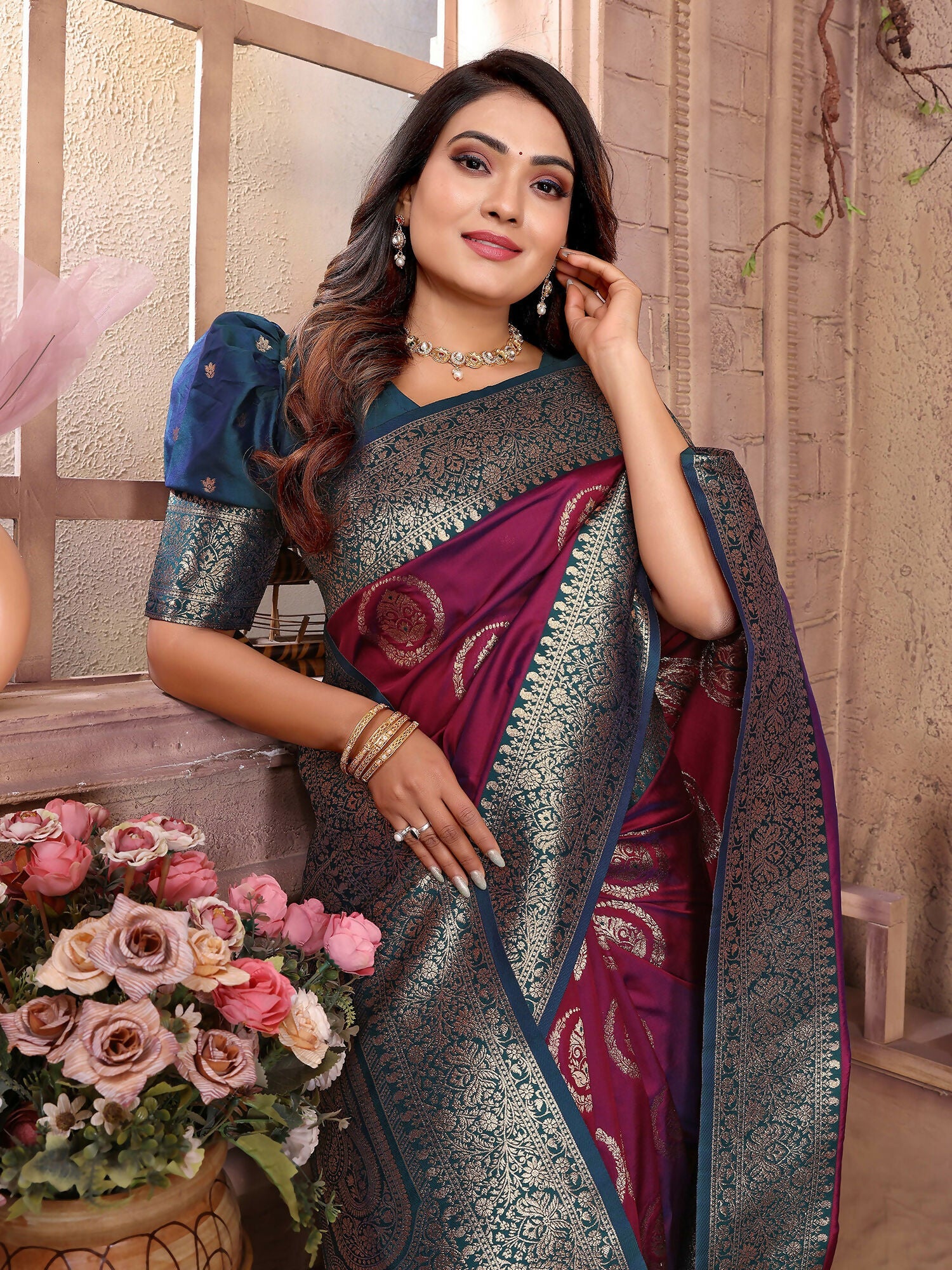 Joban Fashion Magenta Banarasi Soft Silk Woven Saree | Swadesiicart