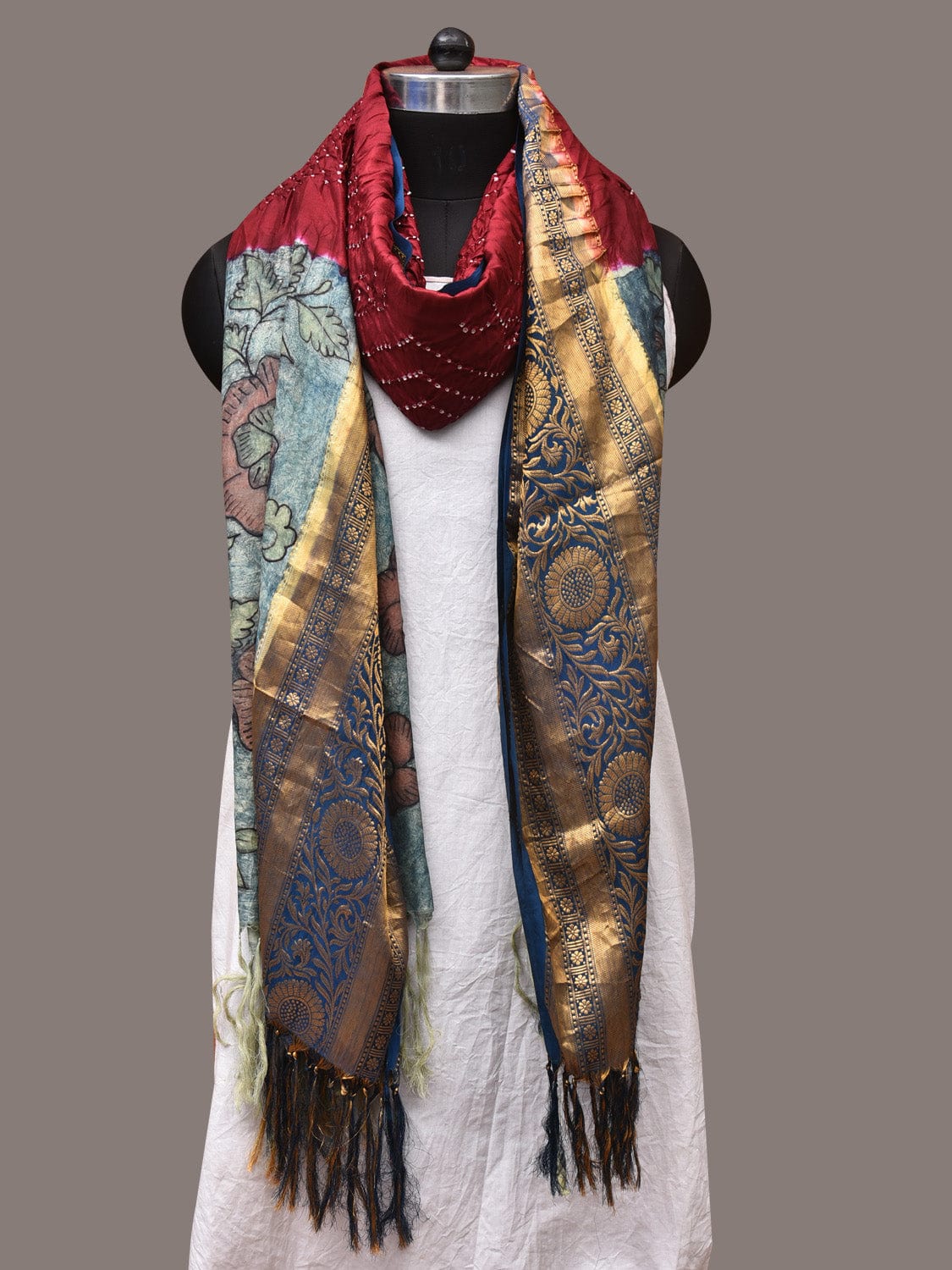 Maroon and Blue Bandhani Kanchipuram Silk Handloom Dupatta with Kalamkari Design - Global Threads | Swadesiicart