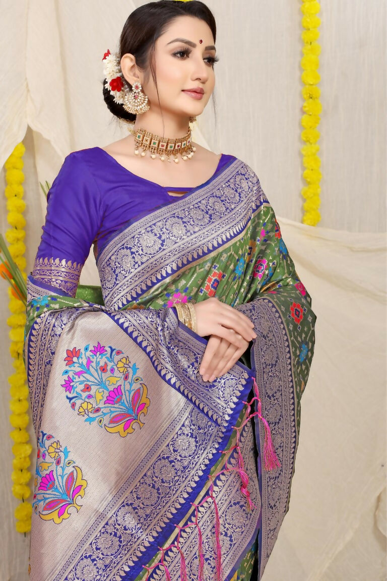 Jyoti Fashion Women's Green Patola Silk Zari Woven Saree with Blouse | Swadesiicart