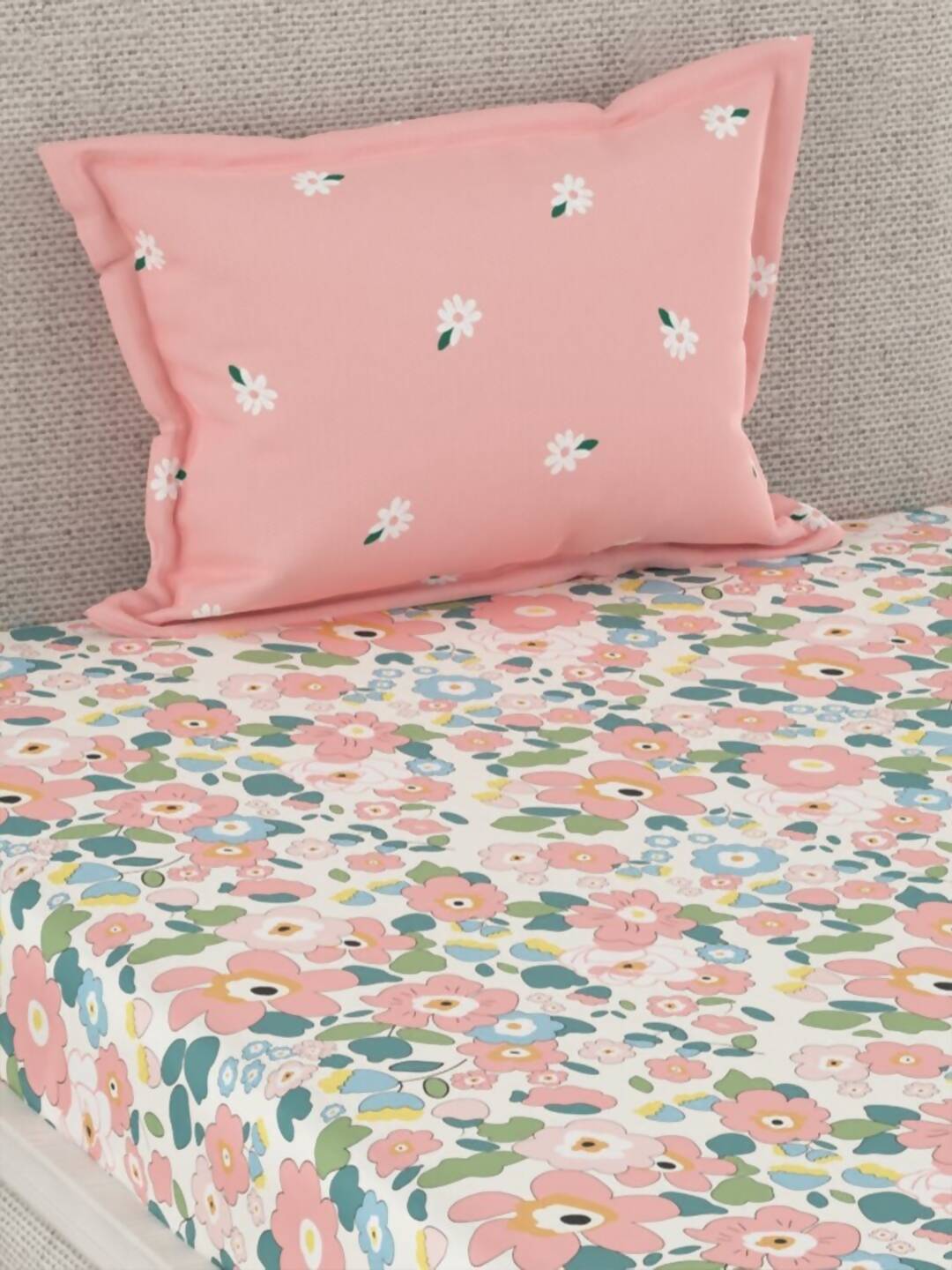 CHHAVI INDIA Pink & Blue Floral 210 TC Bedsheet with Pillow Covers - Swadesiicart