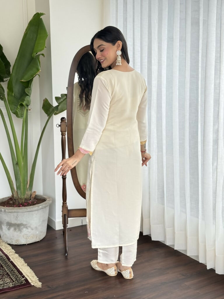 Cream Viscose chanderi Stitched Suit With Dupatta - Tanisha | Swadesiicart