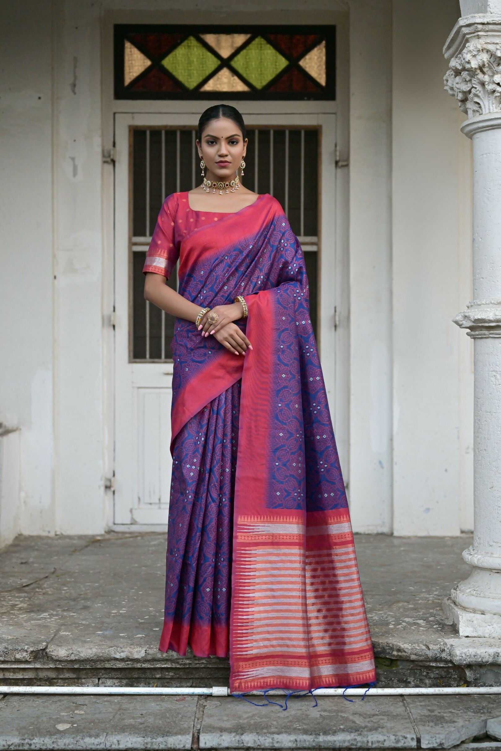 Vishnu Weaves Women's Blue Raw Silk Saree with Blouse - Swadesiicart
