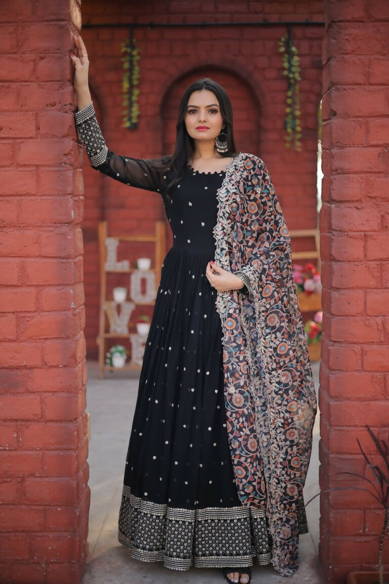 Jyoti Fashion Women's Black Faux Blooming Sequence Zari Embroidered Anarkali Dress with Dupatta | Swadesiicart