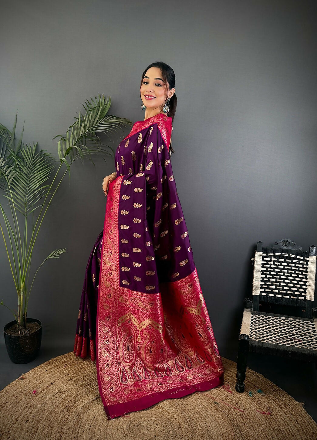 Joban Fashion Banarasi Purple Woven Butti Soft Silk Saree | Swadesiicart