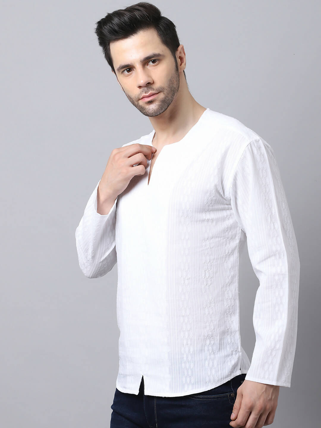 Even Apparels White Pure Cotton Embroided Men's Kurta | Swadesiicart