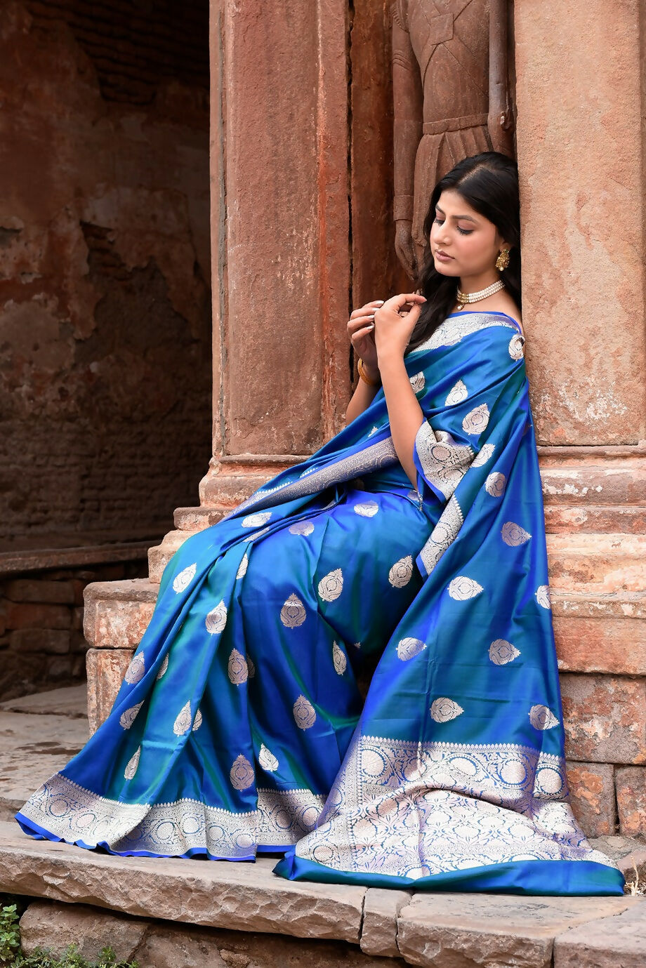 Joban Fashion Blue Banarasi Katan Pure Handloom Banarasi Silk Saree | Swadesiicart