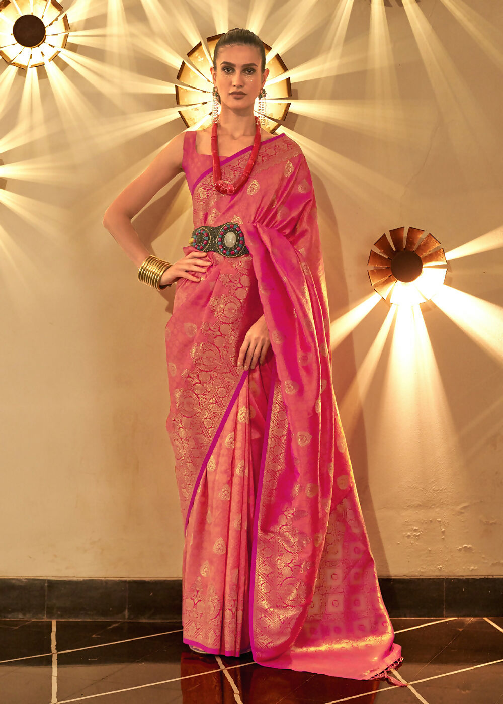 Trendy Weaving Silk Hot Pink Designer Saree - Emponline | Swadesiicart
