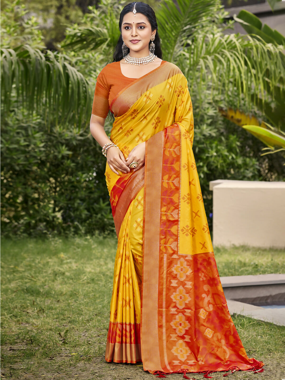 Shree Shyam Fashion Pochampalli Silk Yellow Saree