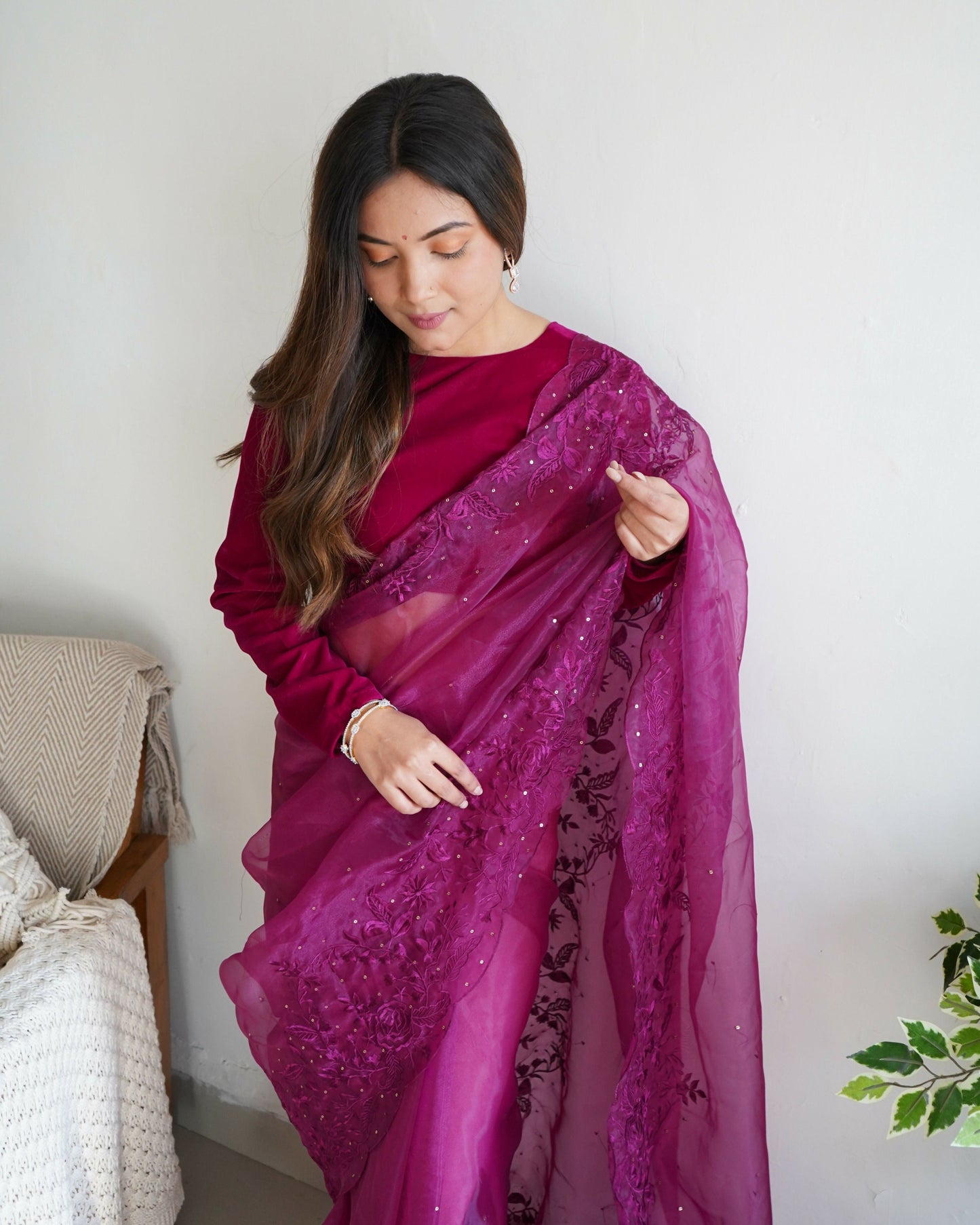 Vamsee Anushka Purple Organza Saree - Swadesiicart