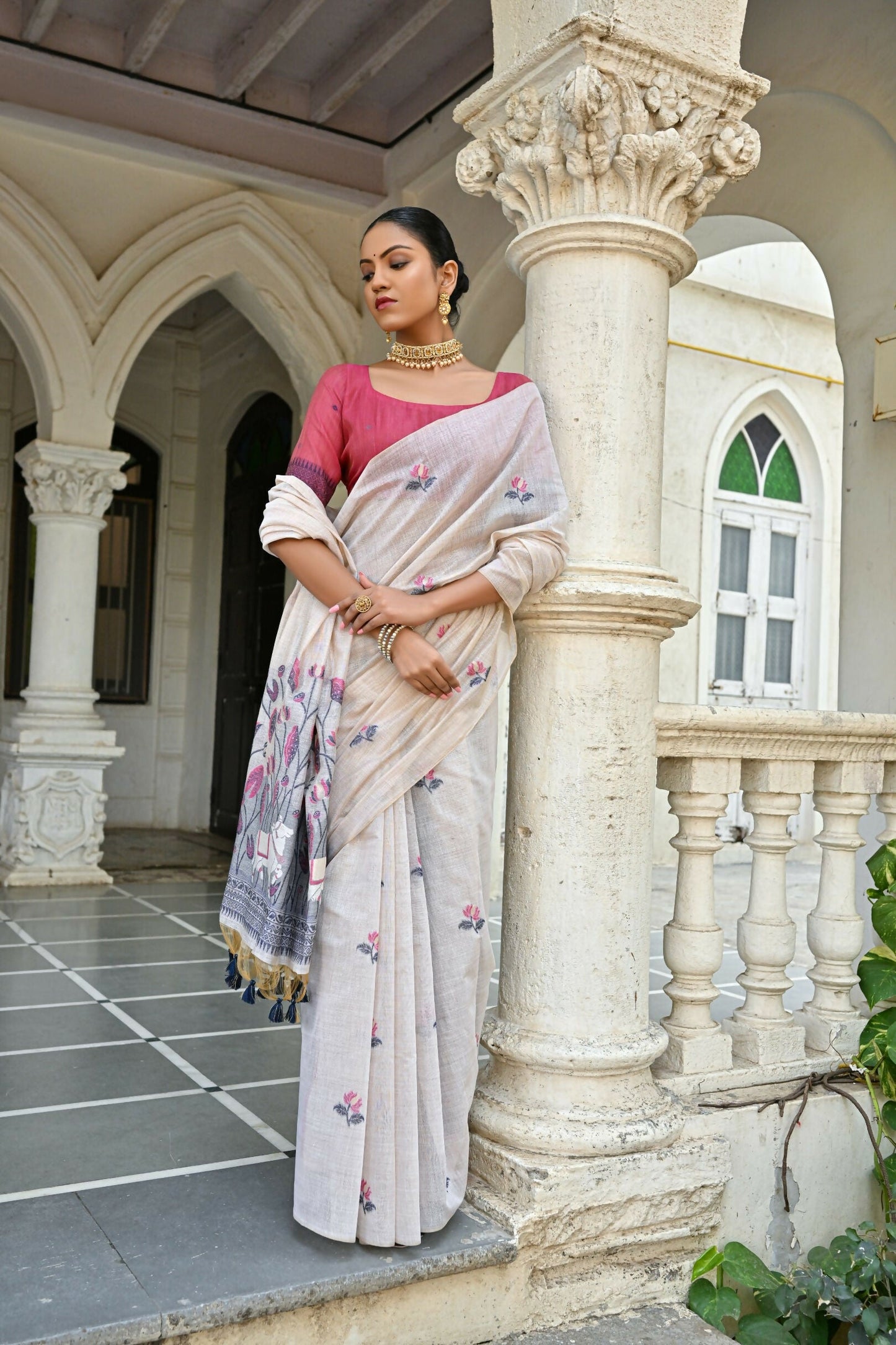 Vishnu Weaves Women's Blue Muga Cotton Saree with Blouse - Swadesiicart