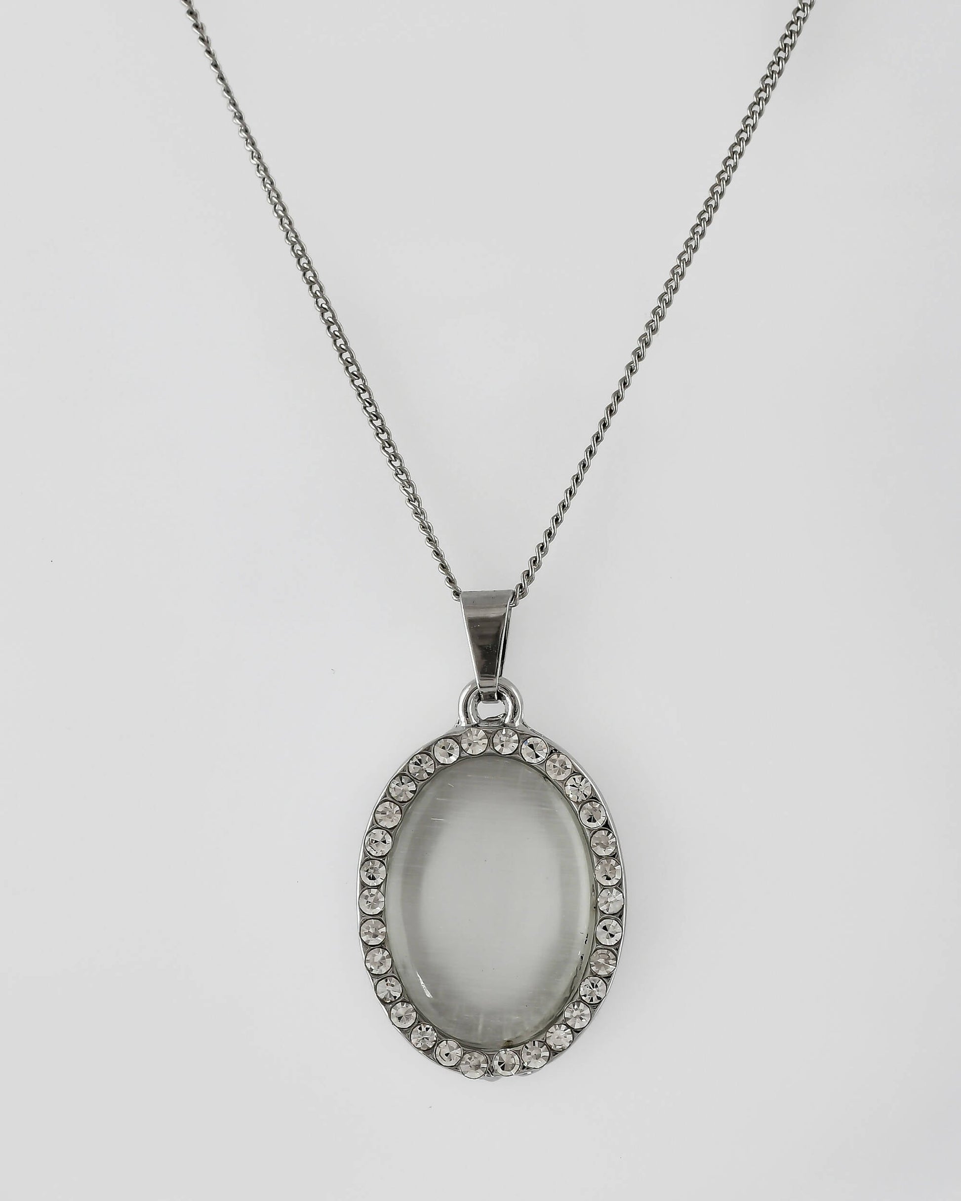 VOJ Women Beads Stainless Steel Sliver-Plated Chain with Oval-Shape Pendant - Swadesiicart