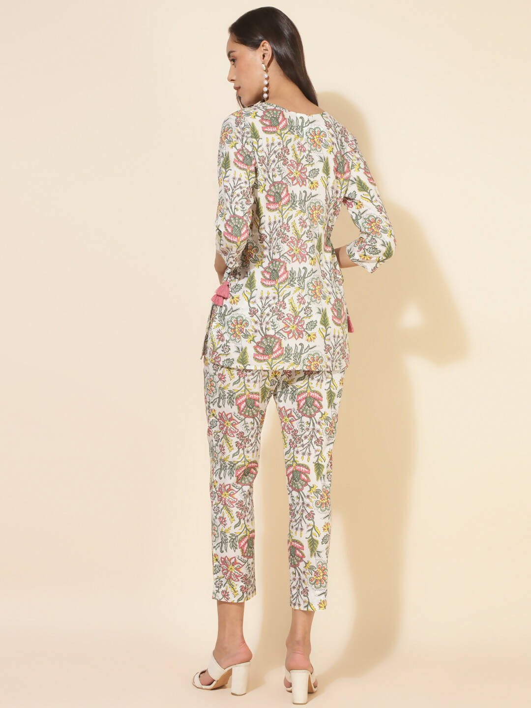Janasya Women's White Cotton Printed Casual Regular Co-ords - Swadesiicart