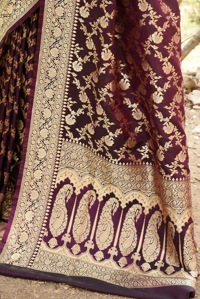 Joban Fashion Plum Purple Banarasi Soft Pure Handloom Banarasi Silk Saree | Swadesiicart